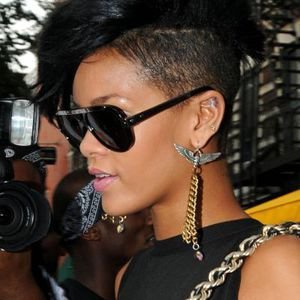 Shop Rhianna's Style | Get The Celebrity Style